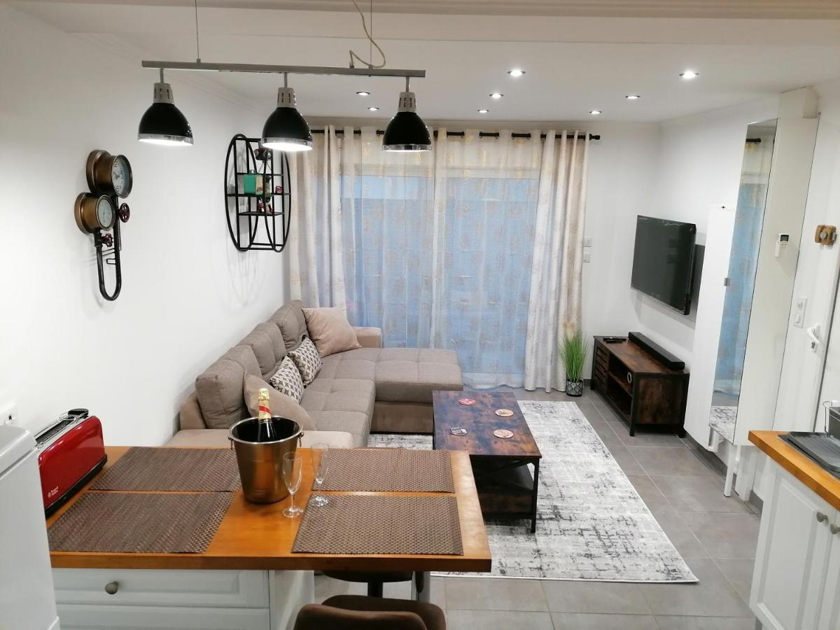 Charmant appartement T2 dans villa avec spa extérieur de mai à septembre Laveyron Exterior foto